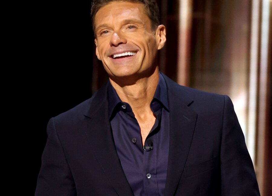 Ryan Seacrest Makes Dinner for Two a Muscle Showcase