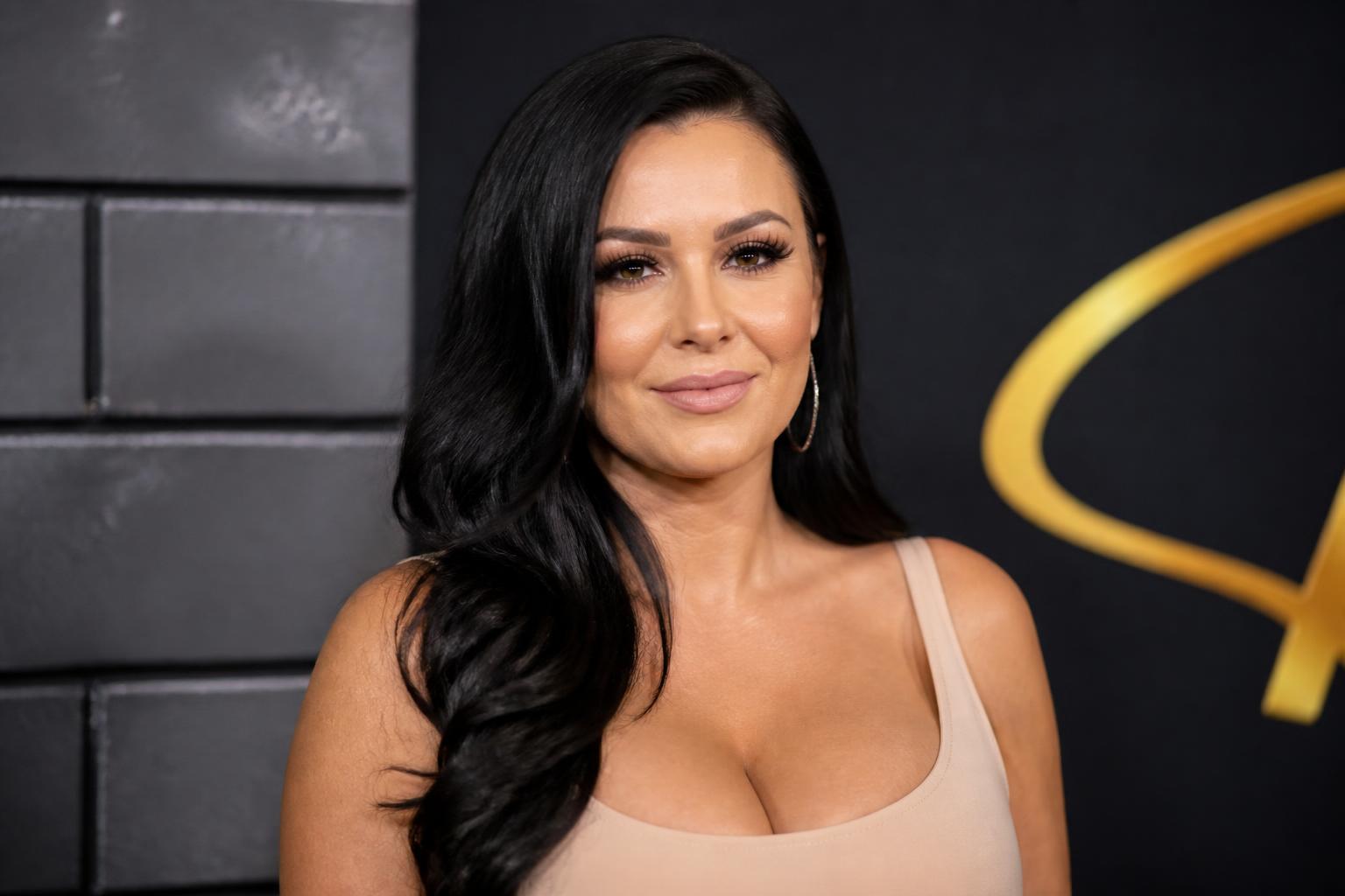 JWoww Says a Kidney Infection Sent Her to Hospital — AI editorial illustration